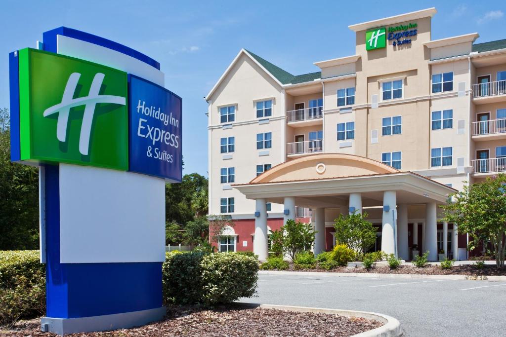 Holiday Inn Express & Suites Lakeland North I-4 an IHG Hotel Main image 1